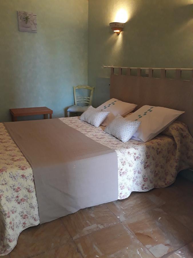Hotel Font De Lauro Saumane-de-Vaucluse Luaran gambar